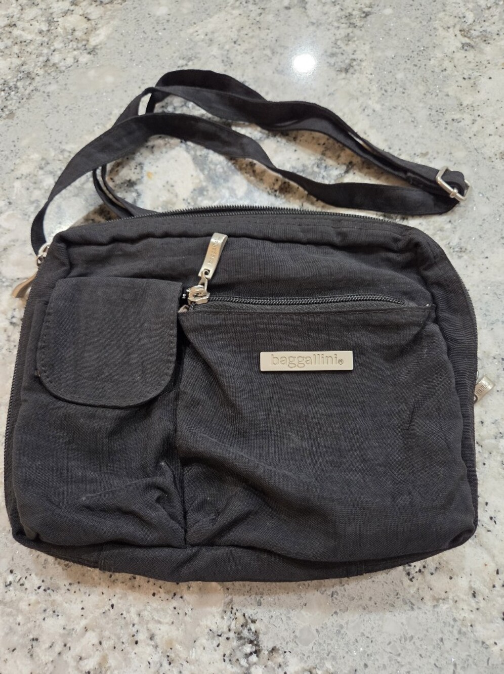 Baggallini Black Lightweight Crossbody Travel Bag